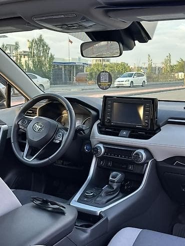 rav4: Toyota RAV4: 2021 г., 2.5 л, Автомат, Гибрид, Кроссовер — 10
