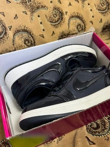 белорусская обувь для проблемных ног бишкек: Кроссовки, 38, 39, Nike, Новый, цвет - Голубой, Платная доставка, Самовывоз — 1