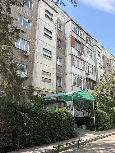 2 комнаты, 48 м², 105 серия, 2 этаж, Старый ремонт