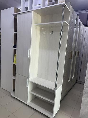 прихож: Прихожая модульная с отделением для верхней одежды и обуви. Размер — 3