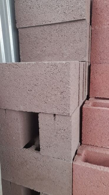 скамейки б у: Пескоблок Гладкий, Заборный, 150x190x390, Самовывоз, Бесплатная доставка, Платная доставка — 6