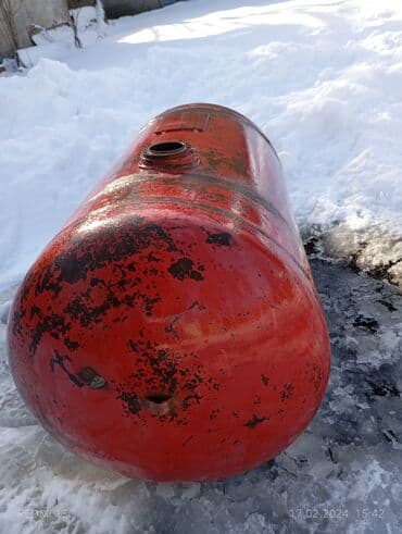 конистра для бензина: Куплю. Куплю. Себе вот такой баллон, 1 - штук не ржавый — 2