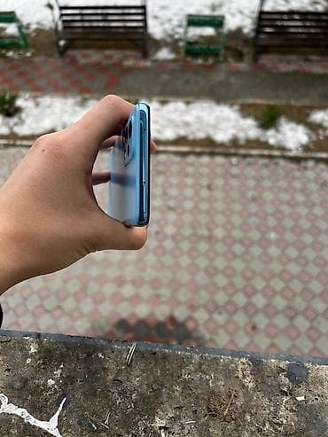 poco 6x pro: Samsung Galaxy A52, Б/у, 128 ГБ, цвет - Голубой, 2 SIM — 6