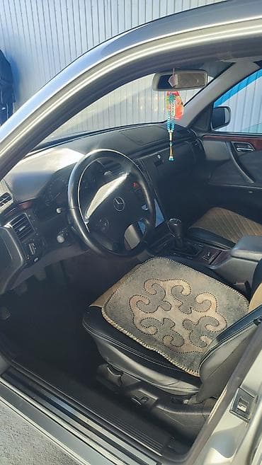 авто духи: Mercedes-Benz E-Class: 2001 г., 2.2 л, Ручные, Дизель, Седан — 4