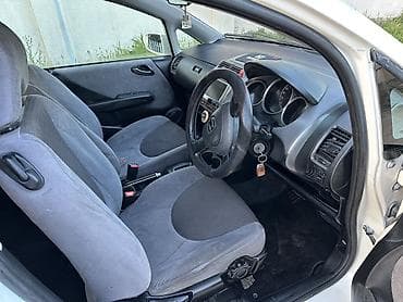 титан на фит: Honda Fit: 2003 г., 1.3 л, Вариатор, Бензин, Хэтчбэк — 8