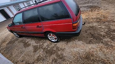 belarus mtz 82 1: Volkswagen Passat Variant: 1988 г., Универсал — 5