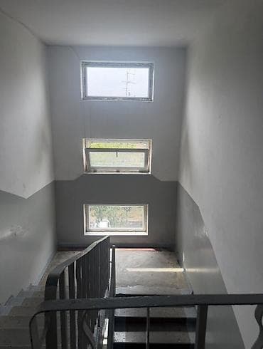 500: 2 комнаты, 46 м², 4 мкр 104 серия, 4 этаж, Косметический ремонт — 9