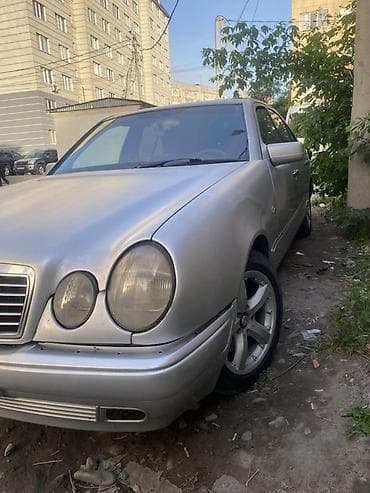 Mercedes-Benz E-Class: 1997 г., 3.2 л, Автомат, Бензин, Седан — 2