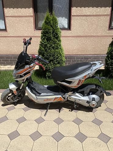 Мототехника: Электроскутер Panther MZ 1500 (надписи на облицовке) - Тип: городской — 3