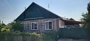 дом аламидин 1: Продам дом с мебелью. 📍Город Кант,ул.Куйбышева. В доме 5 жилых комнат — 3