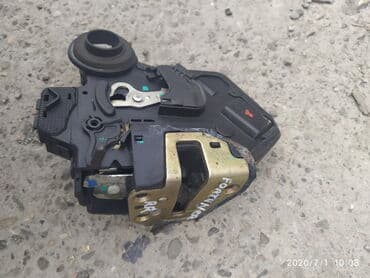 двери бронированные бишкек: Toyota Fortuner Замок дверной центральный, Тойота Фортунер замок — 1