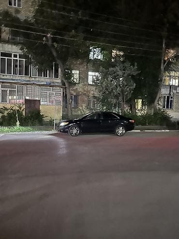 j 05: Toyota Camry: 2008 г., Автомат, Бензин, Седан — 4
