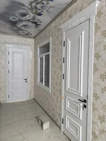 двери для ванн: Межкомнатные двери в классическом стиле, белые, с фигурными филёнками — 2