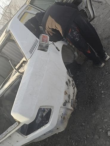 сидение ваз: Кузов автомобиля,Мерс190 (седан, белый) под разбор/на запчасти — 9