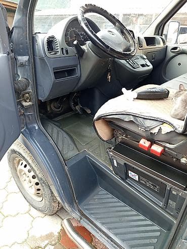 бампер спринтер: Легкий грузовик, Mercedes-Benz, Стандарт, Б/у — 9