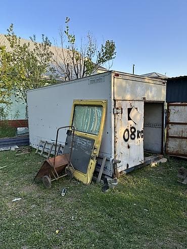 Будка Mercedes-Benz