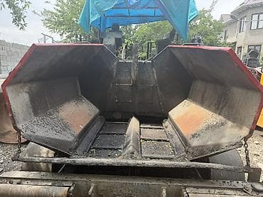 асфальтоукладчики: Асфальтоукладчик Mitsubishi MF55WD-I Основные особенности: - Колёсный — 4