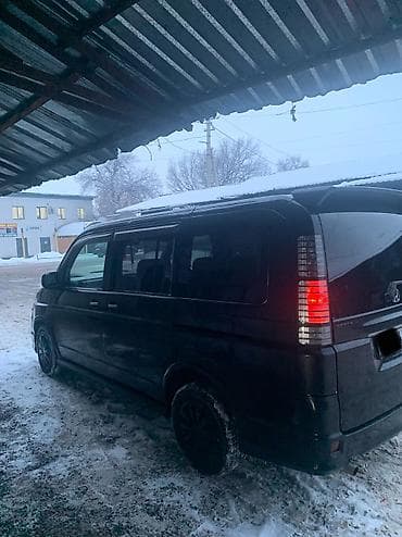 купить автомашину: Honda Stepwgn: 2004 г., 2 л, Автомат, Бензин, Минивэн — 5