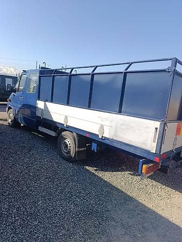 bmw x7: Грузовик, Mercedes-Benz, Дубль, 4 т, Б/у — 2