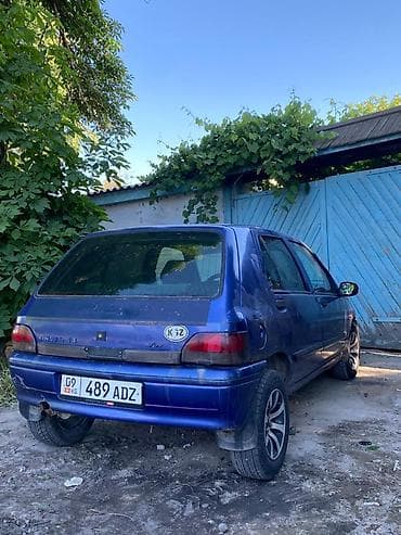 renault megane: Renault Clio: 1995 г., 1.4 л, Механика, Бензин, Хэтчбэк — 2
