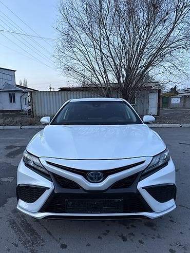 Toyota Camry: 2021 г., Вариатор, Гибрид, Седан