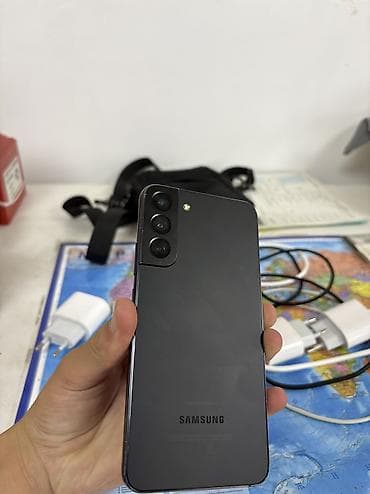 Samsung Galaxy S22 Plus, Б/у, 128 ГБ, цвет - Черный, 2 SIM, eSIM at lalafo.kg Samsung Galaxy S22 Plus, Б/у, 128 ГБ, цвет - Черный, 2 SIM, eSIM