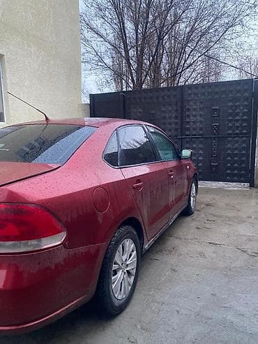 меняю на скот: Volkswagen Polo: 2014 г., 1.6 л, Автомат, Газ, Седан — 2