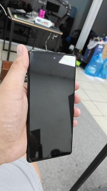 apple iphone 5g: Google Pixel 6, Б/у, 128 ГБ, цвет - Черный, 1 SIM, eSIM — 3
