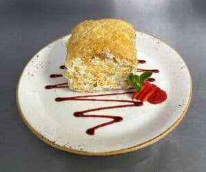 Отели, кафе, рестораны: Повар Сушист. Больше 6 лет опыта — 4