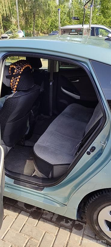 prius v: Toyota Prius: 2026 г., Гибрид, Лифтбек — 6
