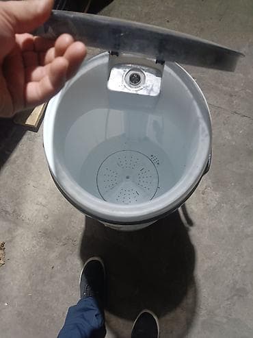 neta v: Стиральная машина активаторного типа 
почти не пользовались — 2