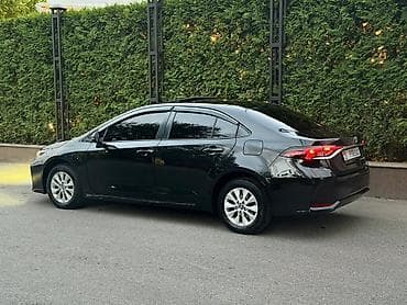 Toyota Corolla: 2019 г., 1.2 л, Автомат, Бензин, Седан — 7