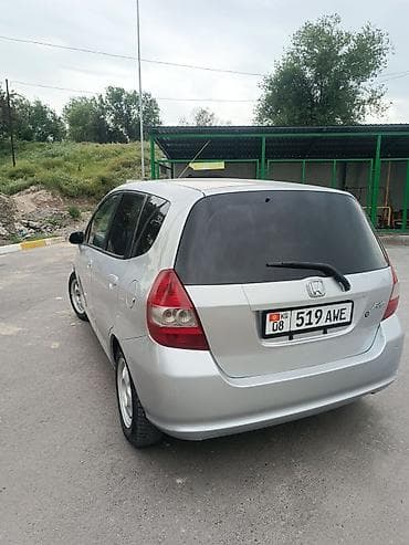 Haima: Honda Fit: 2002 г., 1.3 л, Автомат, Бензин, Хэтчбэк at lalafo.kg — 3 Haima: Honda Fit: 2002 г., 1.3 л, Автомат, Бензин, Хэтчбэк — 3