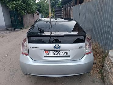 prius v: Toyota Prius: 2012 г., 1.8 л, Вариатор, Гибрид, Лифтбек — 3