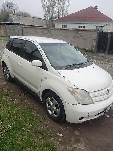 platz vitz: Toyota Ist: 2003 г., 1.3 л, Автомат, Бензин, Хэтчбэк — 2