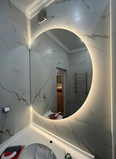 зеркальное панно на стену: Круглое настенное зеркало с подсветкой для ванной - Диаметр зеркала — 1