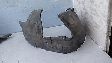 Подкрылок Передний правый Mazda, 2004 г., Б/у, Оригинал — 2