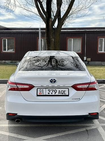 es 200: Toyota Camry: 2018 г., 2.5 л, Вариатор, Гибрид, Седан — 7