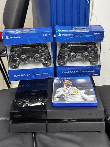 audi 4: PS4 в хорошем состоянии Два новых джойстика Один футбол Гарантия — 1