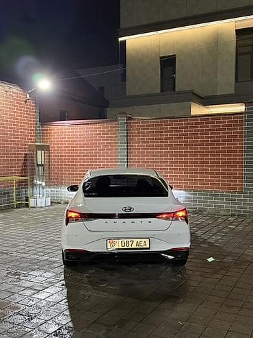 mercedes e200: Hyundai Elantra: 2020 г., 1.6 л, Автомат, Бензин, Седан — 5