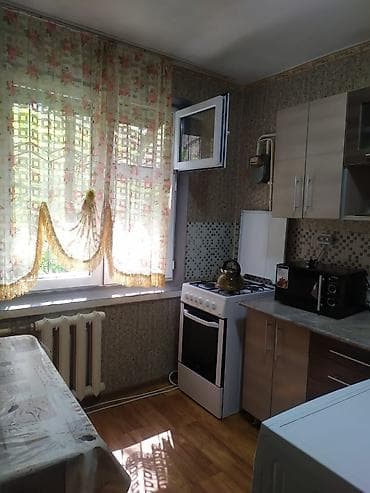 kant apartment: 1 комната, С мебелью частично — 3