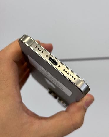 iphone 16 se: IPhone 16 Pro Max, Б/у, 256 ГБ, Natural Titanium, Защитное стекло, Чехол, Коробка, В рассрочку, 89 % — 5