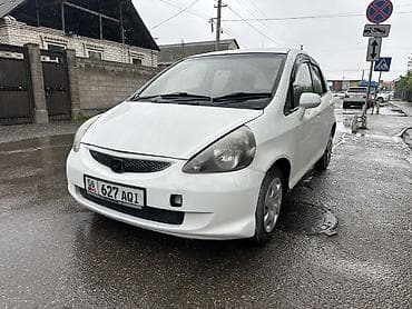 Унаа сатуу: Honda Fit: 2002 г., 1.3 л, Вариатор, Бензин, Хетчбек — 2