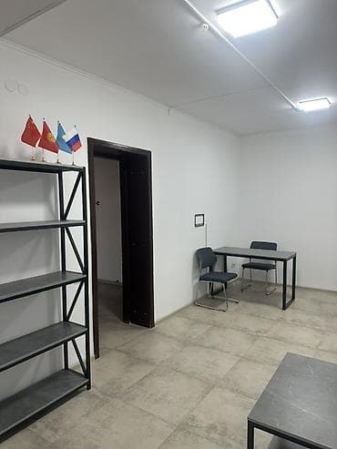 горажное хранение: Аренда офисов, 25 м², В административном здании — 2