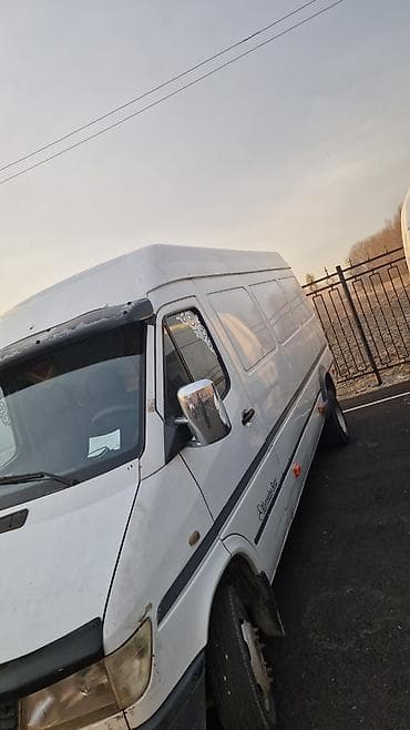 спринтер сди капот: Легкий грузовик, Mercedes-Benz — 3