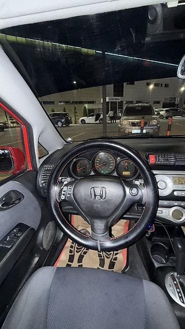 гранаты на хонда фит: Honda Fit: 2008 г., 1.4 л, Вариатор, Бензин, Хэтчбэк — 10