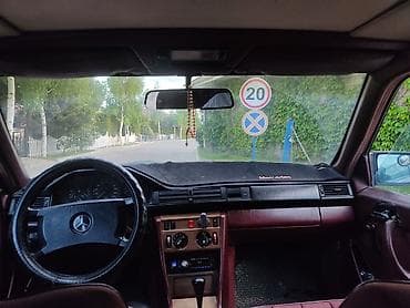 bmw e34 520: Mercedes-Benz W124: 1988 г., 2 л, Автомат, Бензин, Седан — 7
