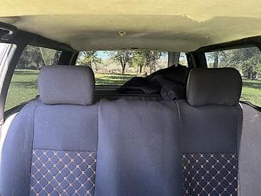 jac t9: Volkswagen Passat: 1993 г., 1.8 л, Ручные, Бензин, Седан — 7