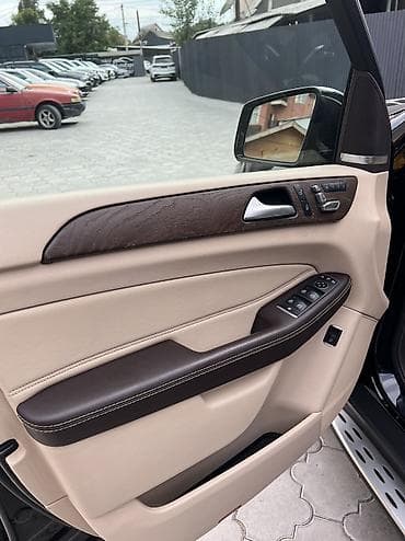 Mercedes-Benz GLS-Class: 2017 г., 3 л, Автомат, Бензин, Кроссовер — 9