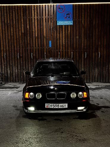 BMW 5 series: 1992 г., 2.5 л, Кол менен иштөөчү, Бензин, Седан